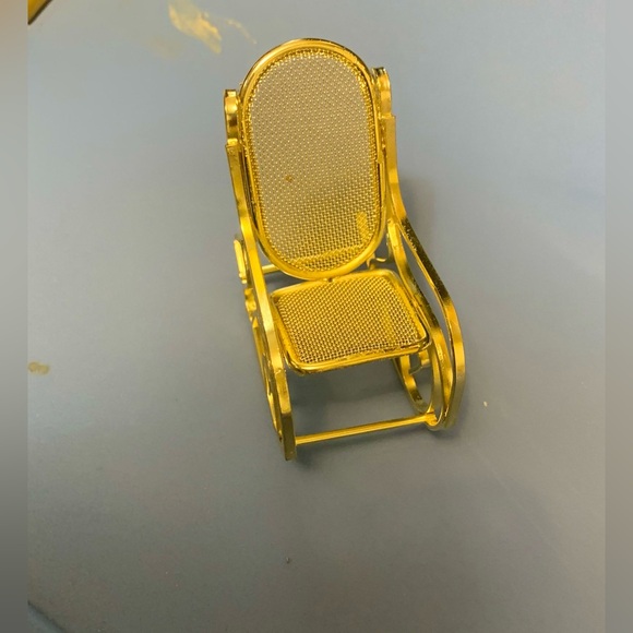 Doll House Furniture: Bed, Coat Rack, Rocking chair, vintage. - Picture 6 of 12